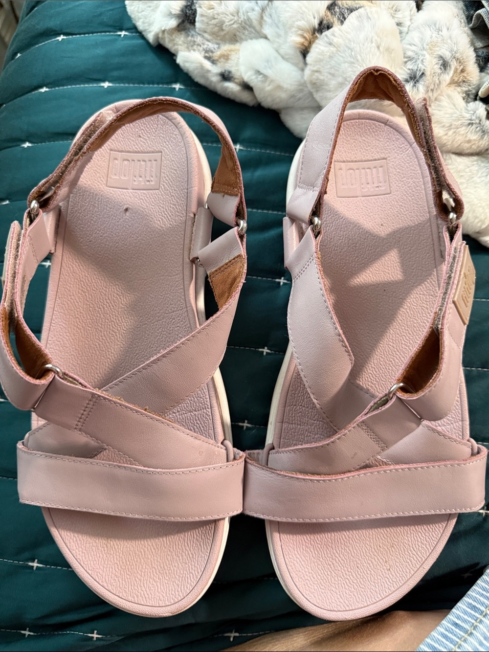 FitFlop Women's Pale Pink Adjustable Strap Sandals